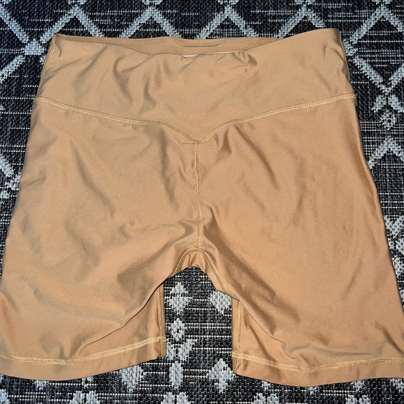 Workout biker shorts - Picture 2 of 6